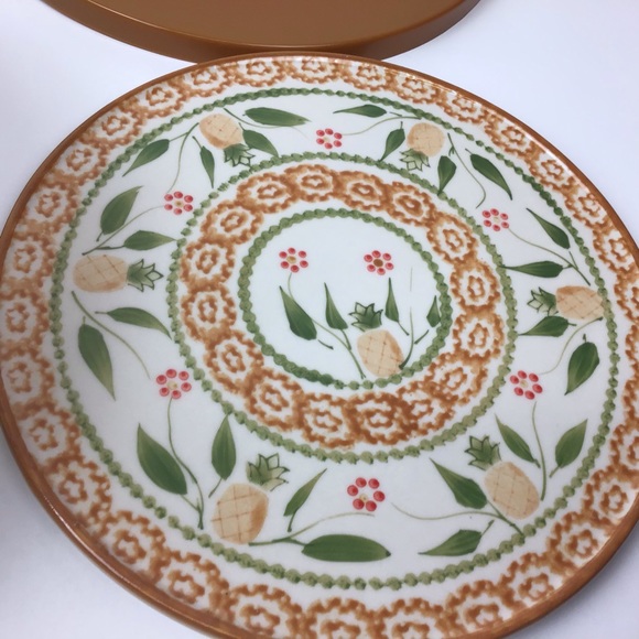 Temptations by Tara Presentable Ovenware Old World Hospitality 2.5 qt 4 pce Set - Picture 8 of 12